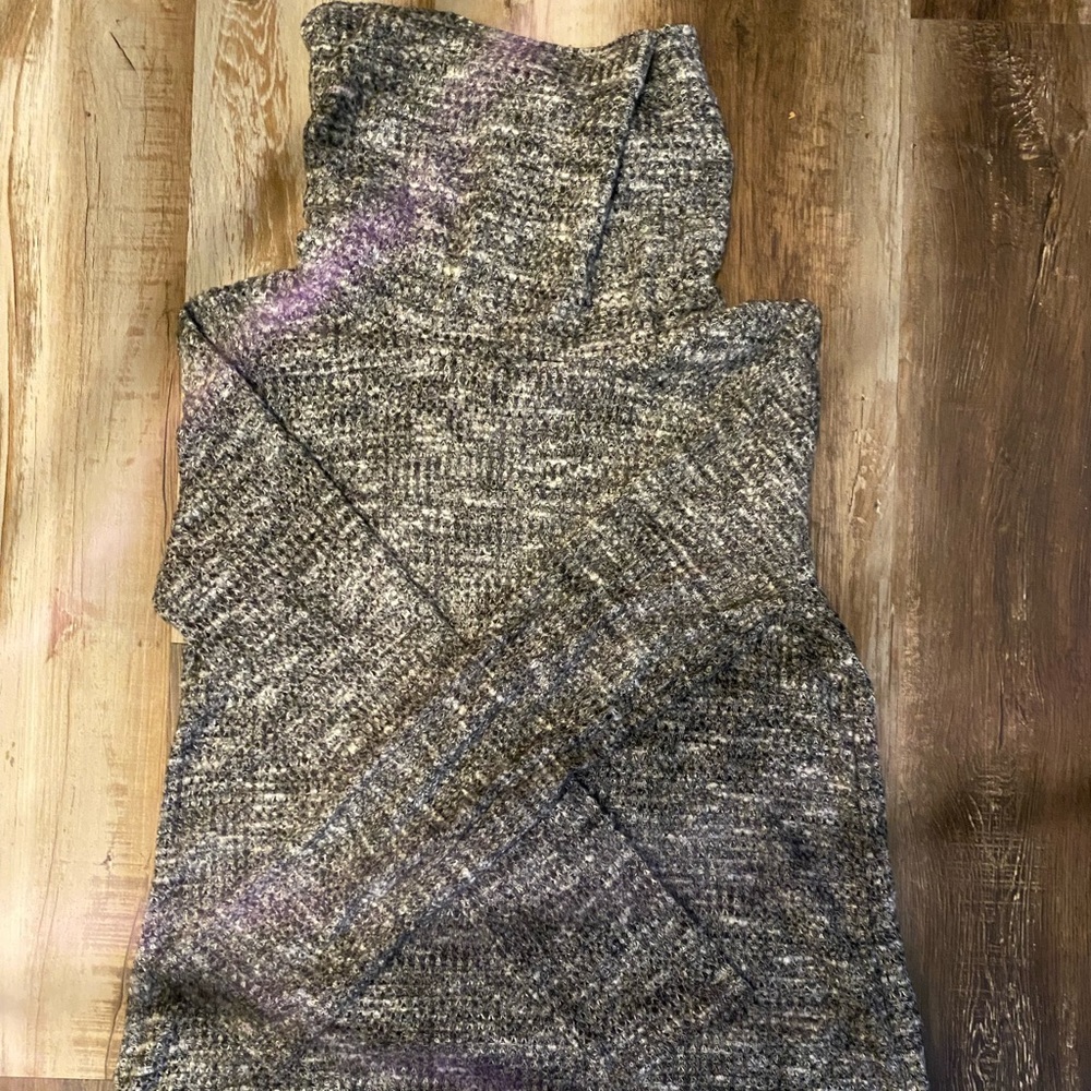 Sonoma loose turtleneck black and white blend sweater. Size S.
